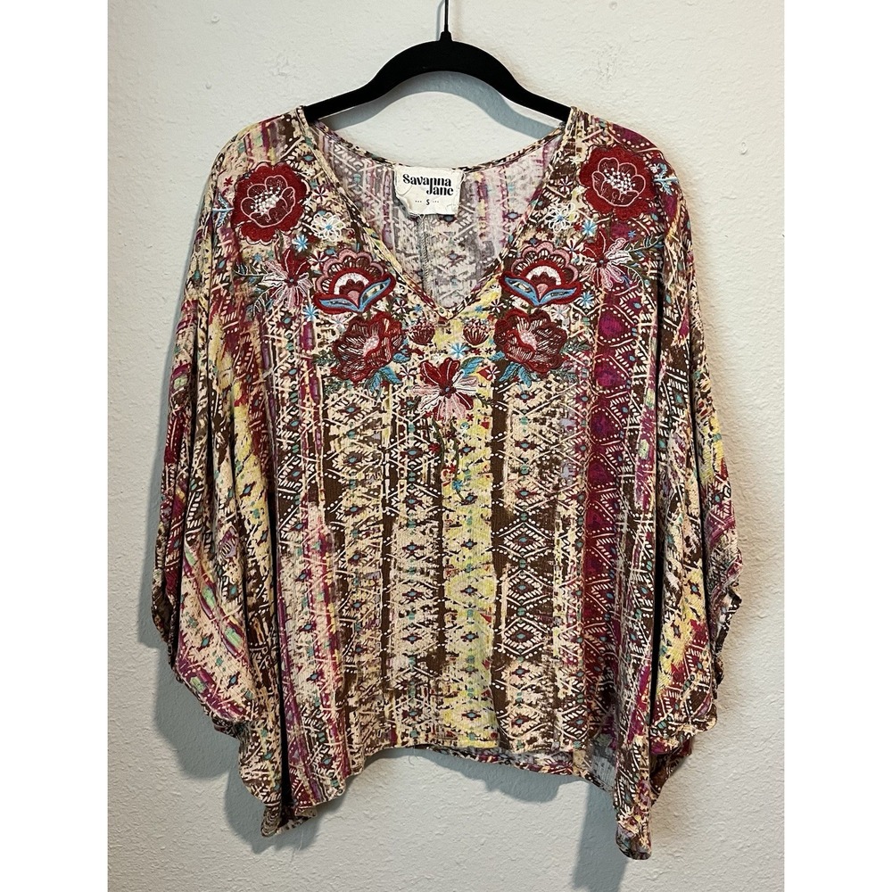 Savanna Jane Top Poncho Blouse Size Small Embroidered V Neck Multicolor Boho